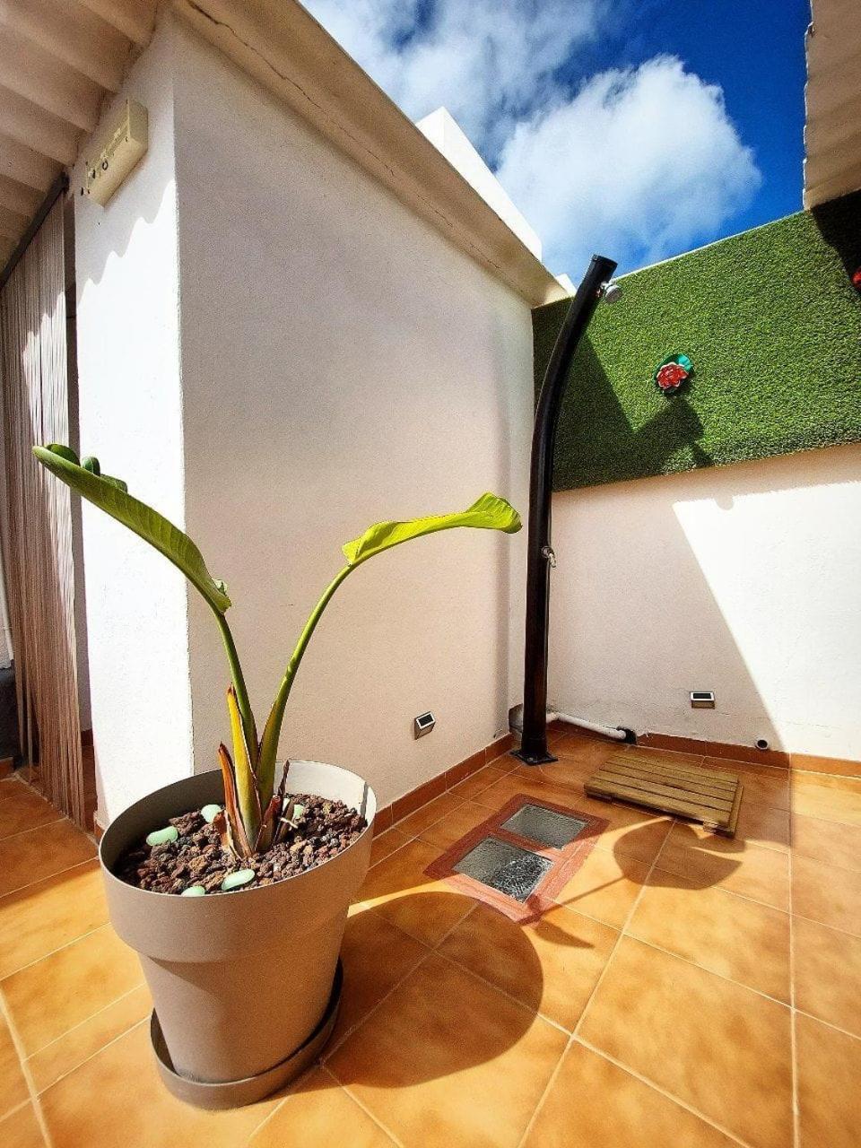 Casa Bimba Agaete Con Terraza Y Ducha Exterior Apartment Luaran gambar